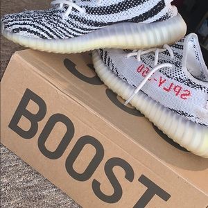 yeezy 350 v2 zebra (worn)